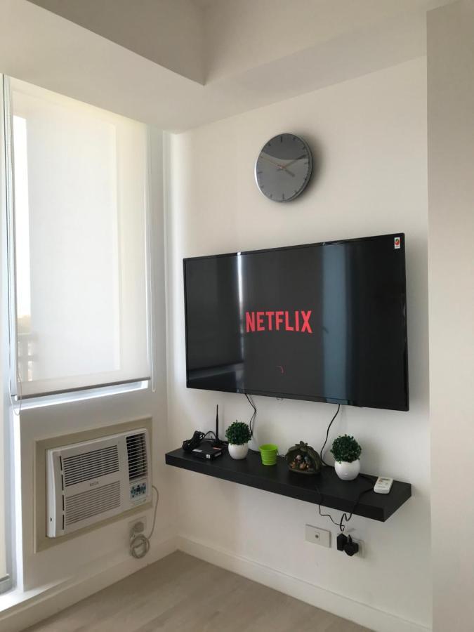 1217 Urban Simplicity Apartment